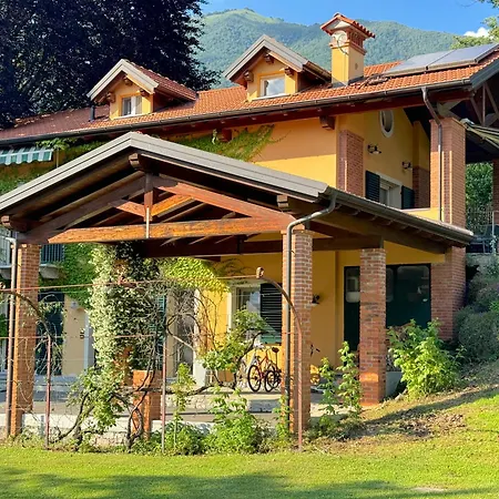 The Comfortable House With Big Pool In The Center Of Mergozzo Exterior foto